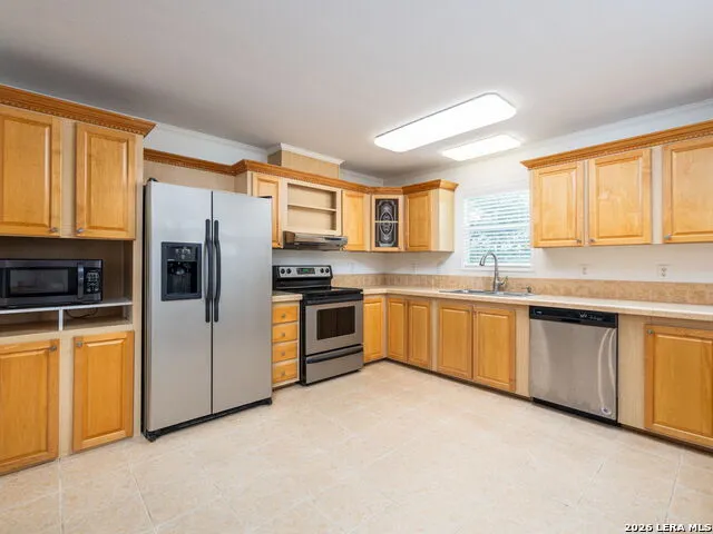 1110 Oakwood Loop San Marcos, TX 78666