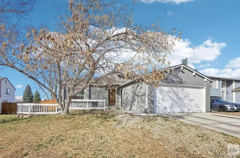 19003 E Oxford Drive