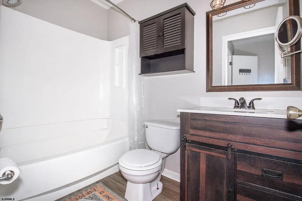 19 S Quailhill Blvd Galloway Township, NJ 08205
