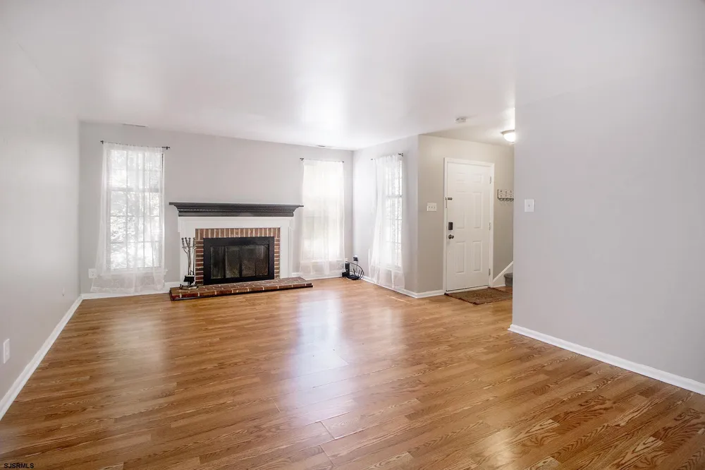 19 S Quailhill Blvd Galloway Township, NJ 08205