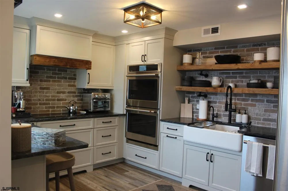 2700 Atlantic Ave Longport, NJ 08403