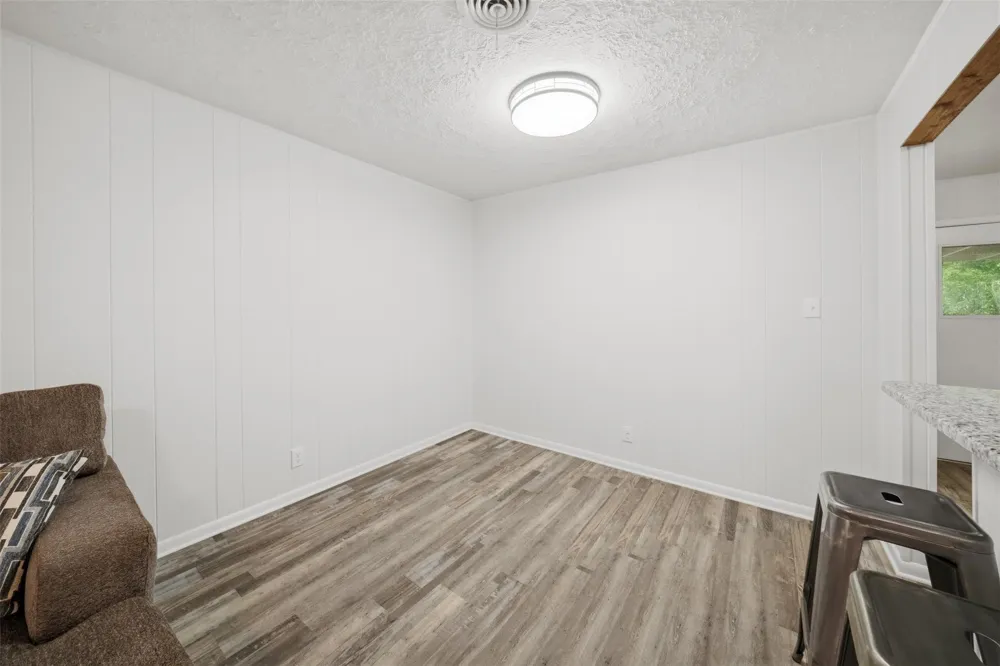 415 W Decherd Street Franklin, TX 77856