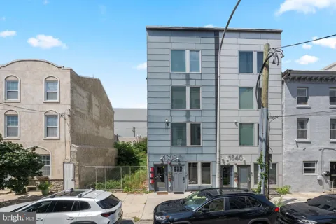 1638 2ND STREET #2