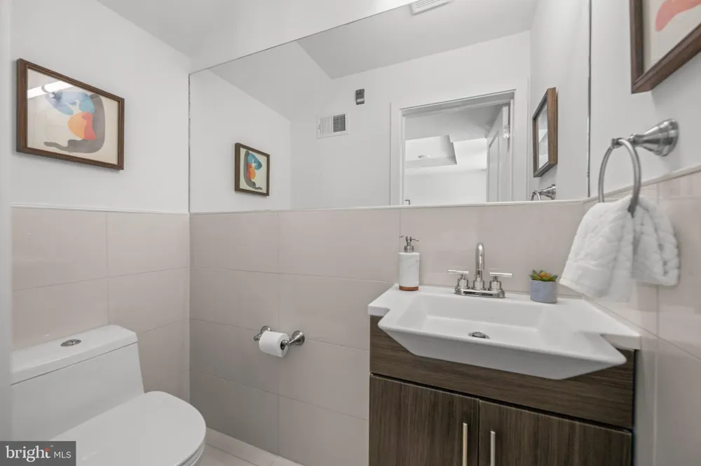 1638 2ND STREET #2 Philadelphia, PA 19122
