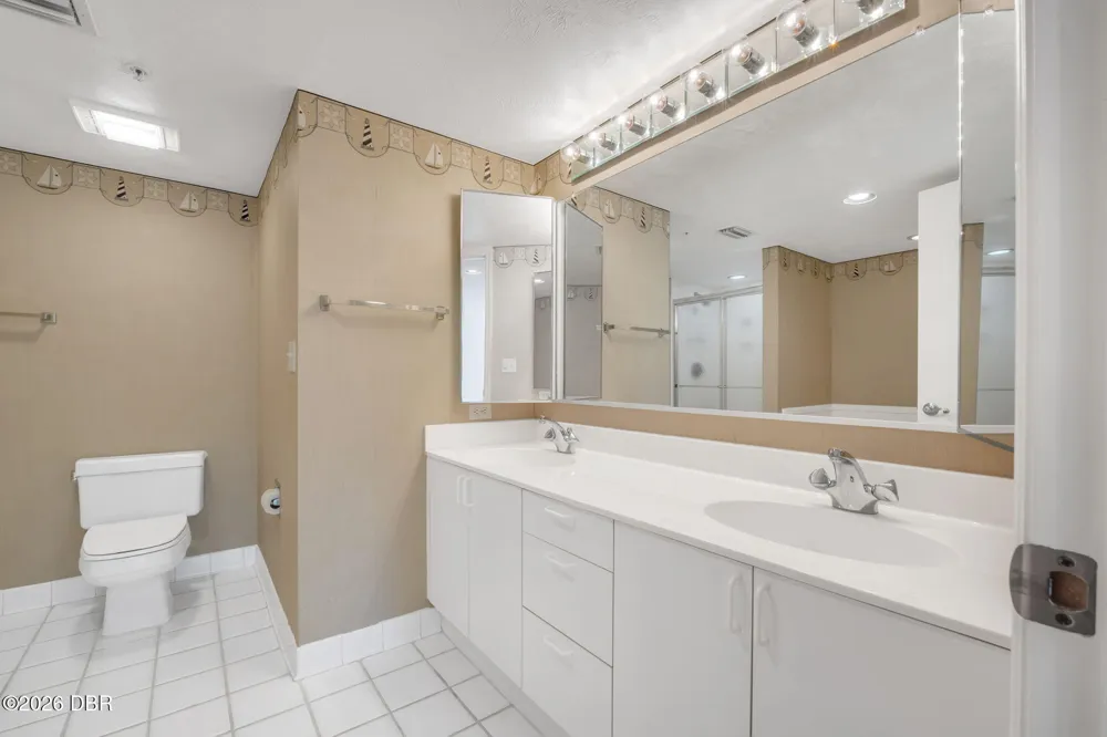 3 Oceans West Boulevard #2D4 Daytona Beach Shores, FL 32118