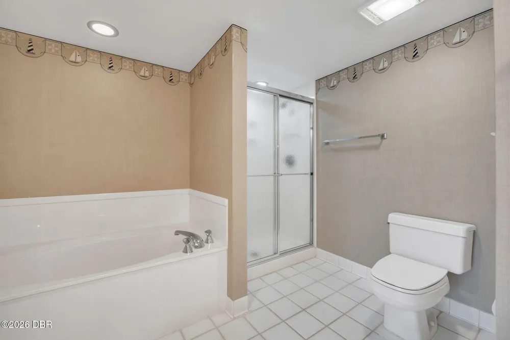 3 Oceans West Boulevard #2D4 Daytona Beach Shores, FL 32118
