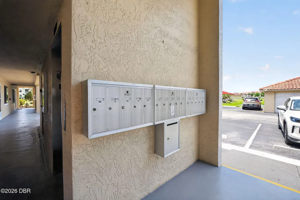 433 Bouchelle Drive #302 New Smyrna Beach, FL 32169