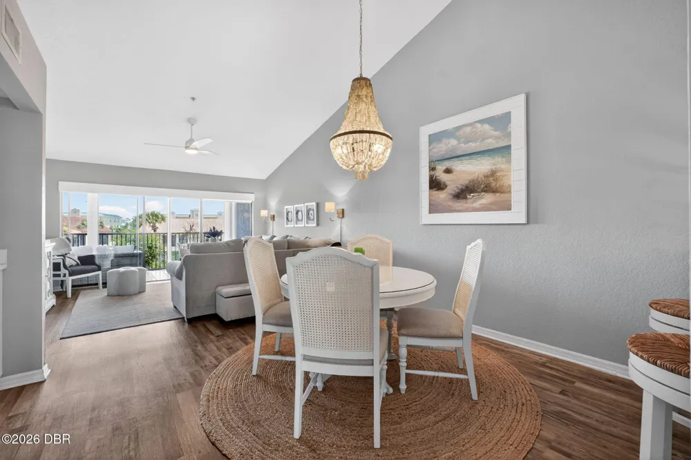 433 Bouchelle Drive #302 New Smyrna Beach, FL 32169