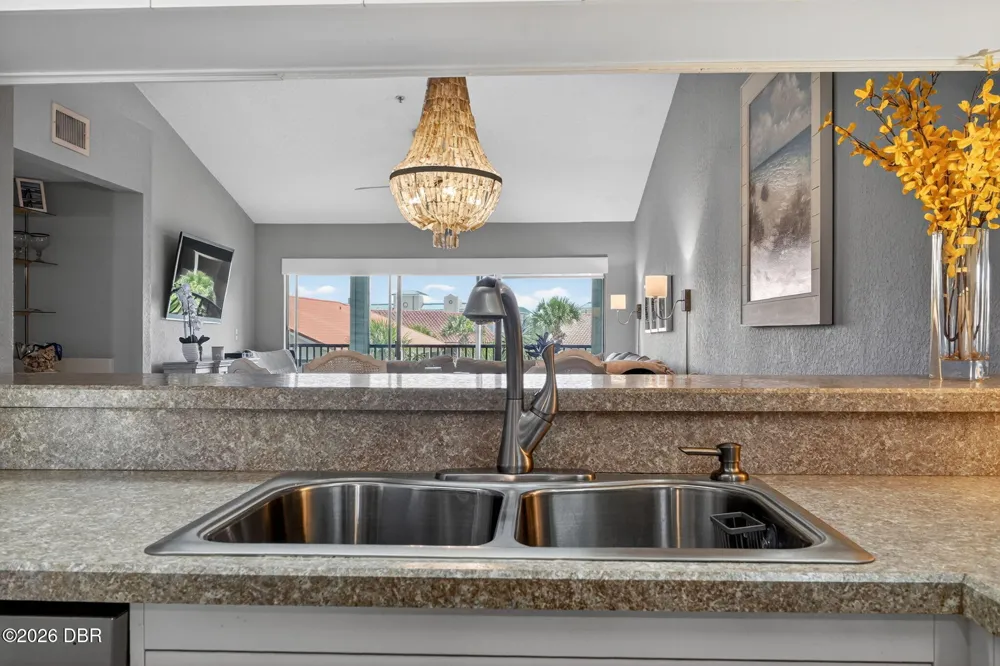 433 Bouchelle Drive #302 New Smyrna Beach, FL 32169