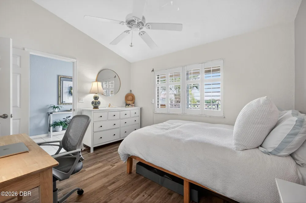 433 Bouchelle Drive #302 New Smyrna Beach, FL 32169