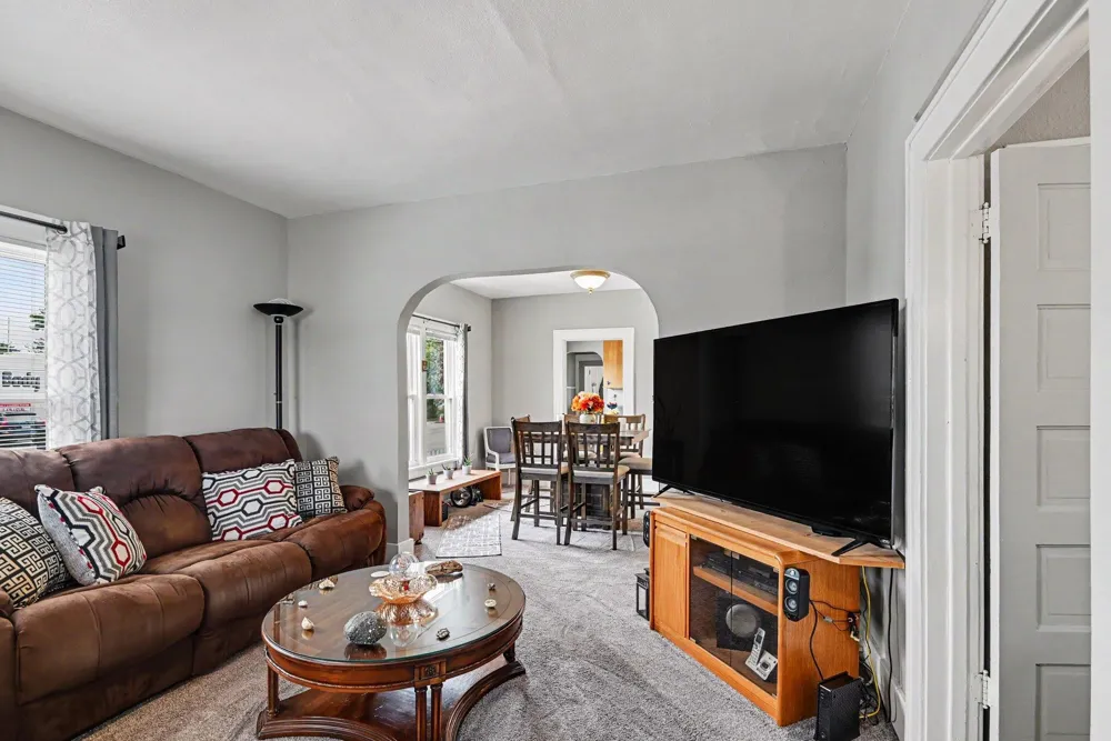 1448 Columbus Avenue Grand Haven, MI 49417