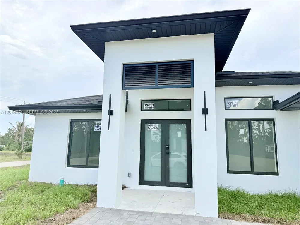 705 Colyer St E Lehigh Acres, FL 33974