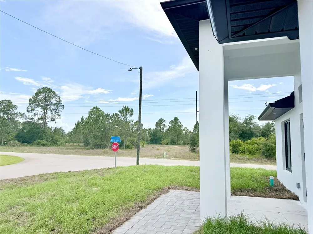 705 Colyer St E Lehigh Acres, FL 33974