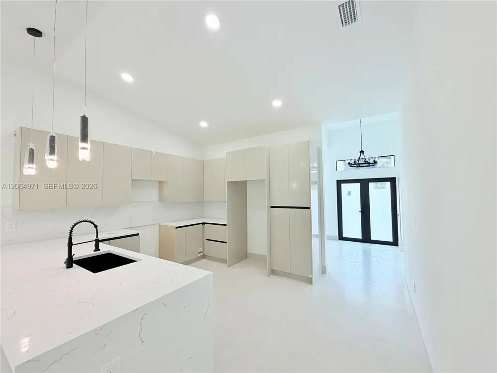 705 Colyer St E Lehigh Acres, FL 33974