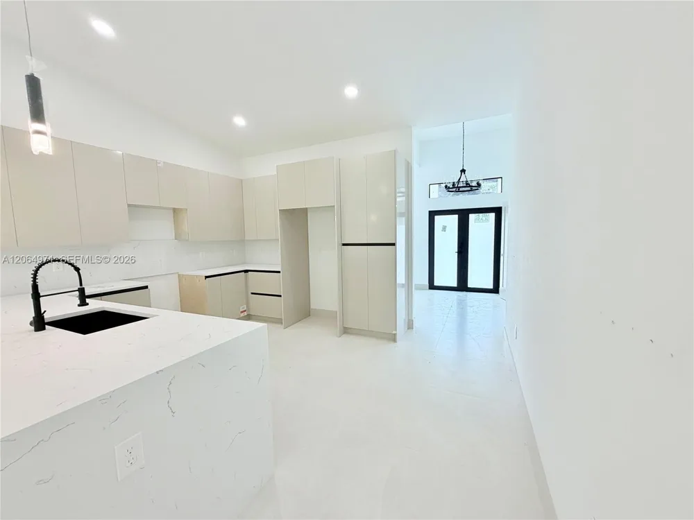 705 Colyer St E Lehigh Acres, FL 33974