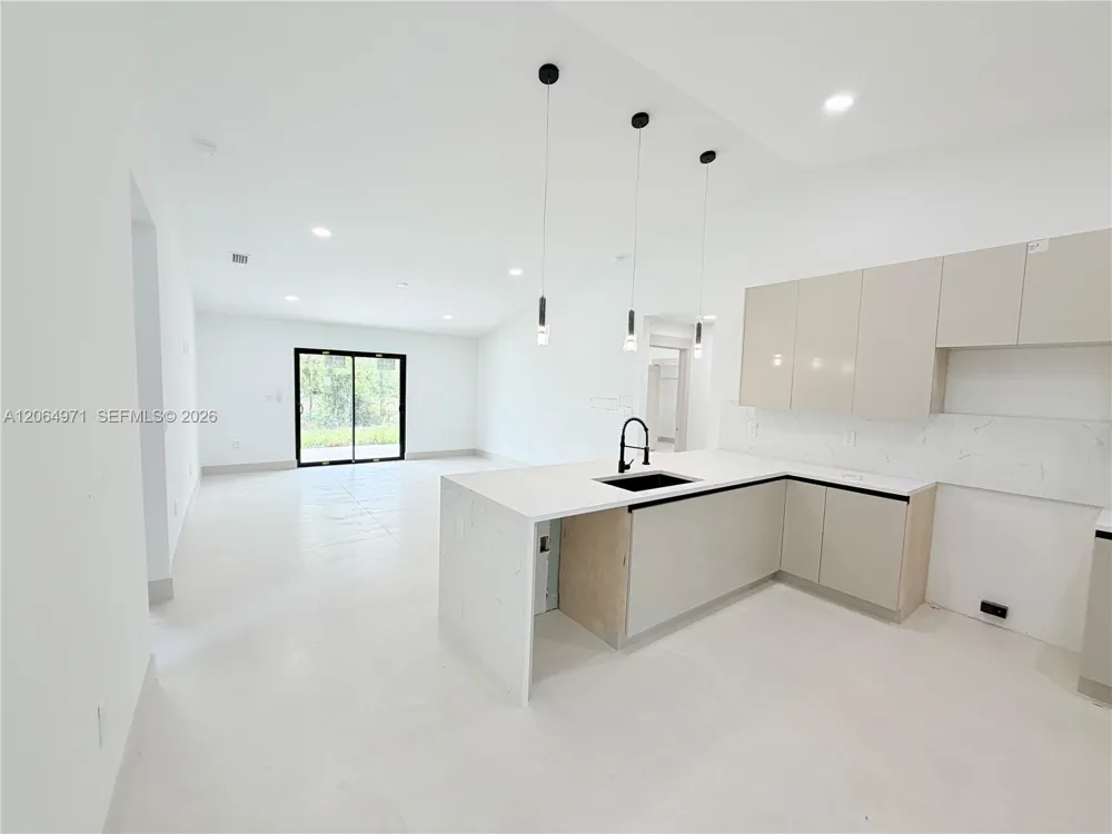705 Colyer St E Lehigh Acres, FL 33974