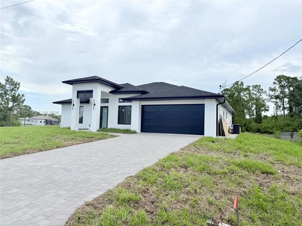 705 Colyer St E Lehigh Acres, FL 33974