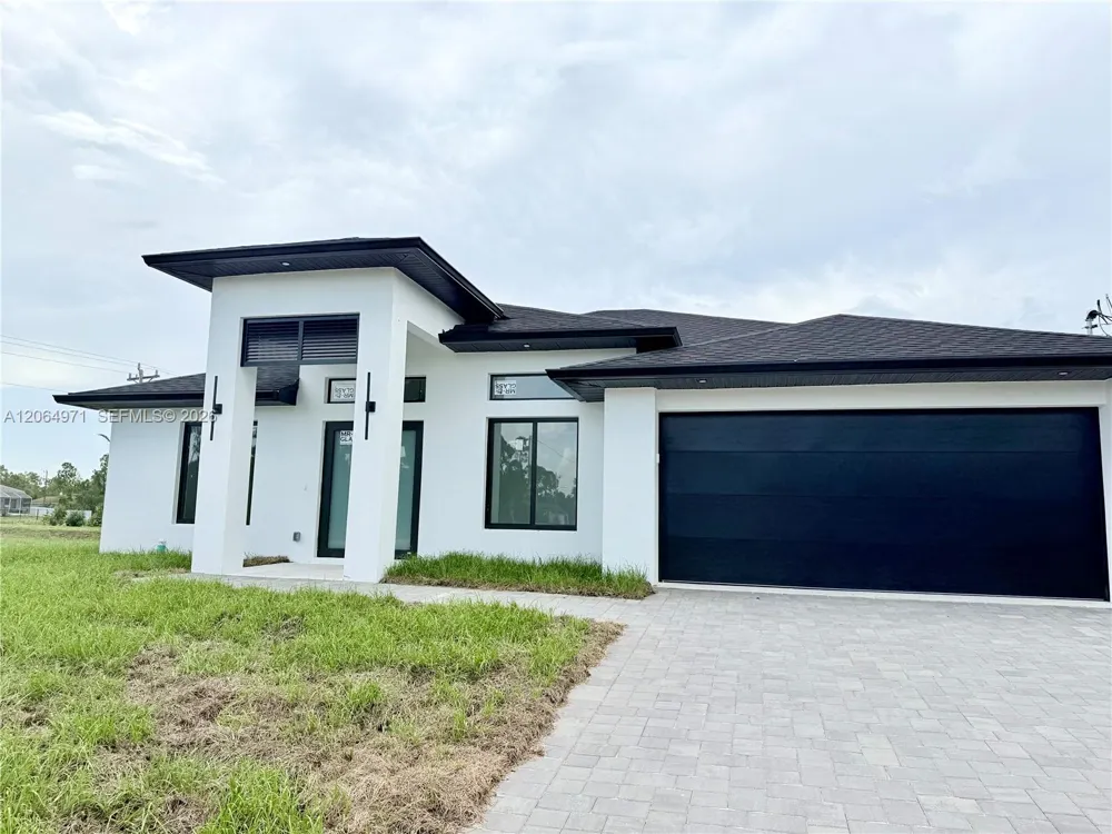 705 Colyer St E Lehigh Acres, FL 33974