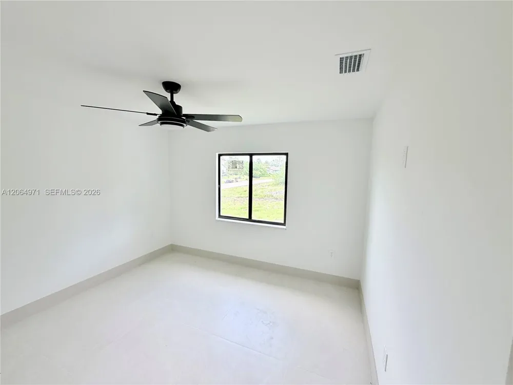 705 Colyer St E Lehigh Acres, FL 33974
