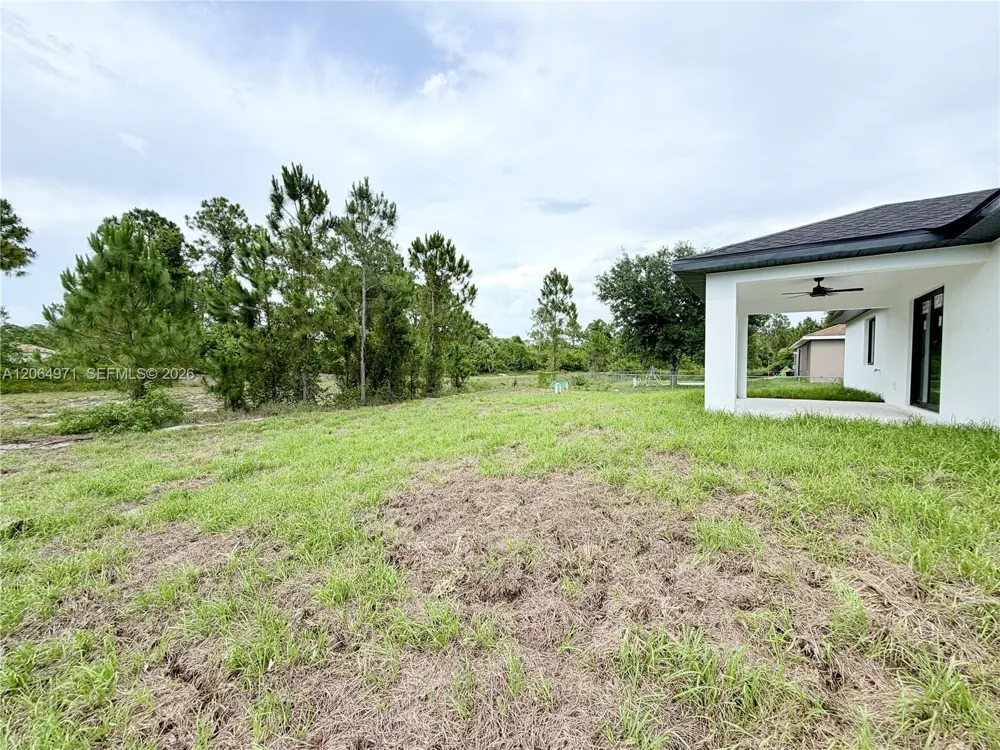 705 Colyer St E Lehigh Acres, FL 33974