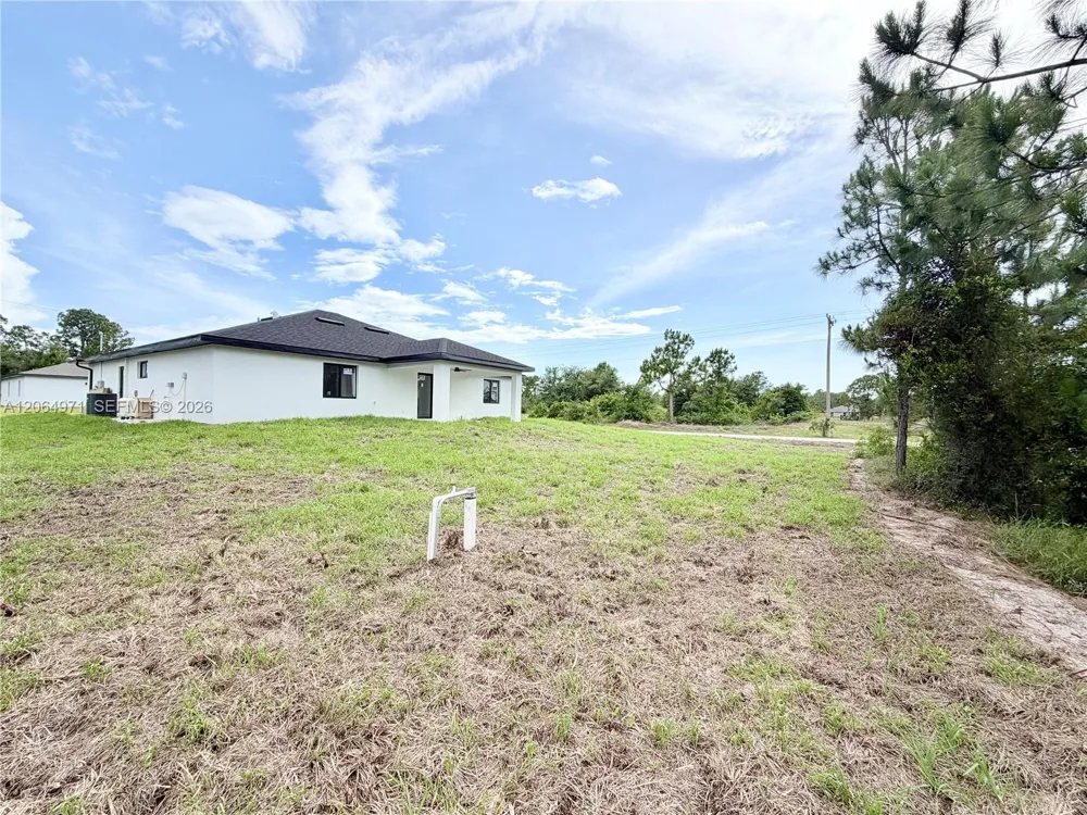 705 Colyer St E Lehigh Acres, FL 33974