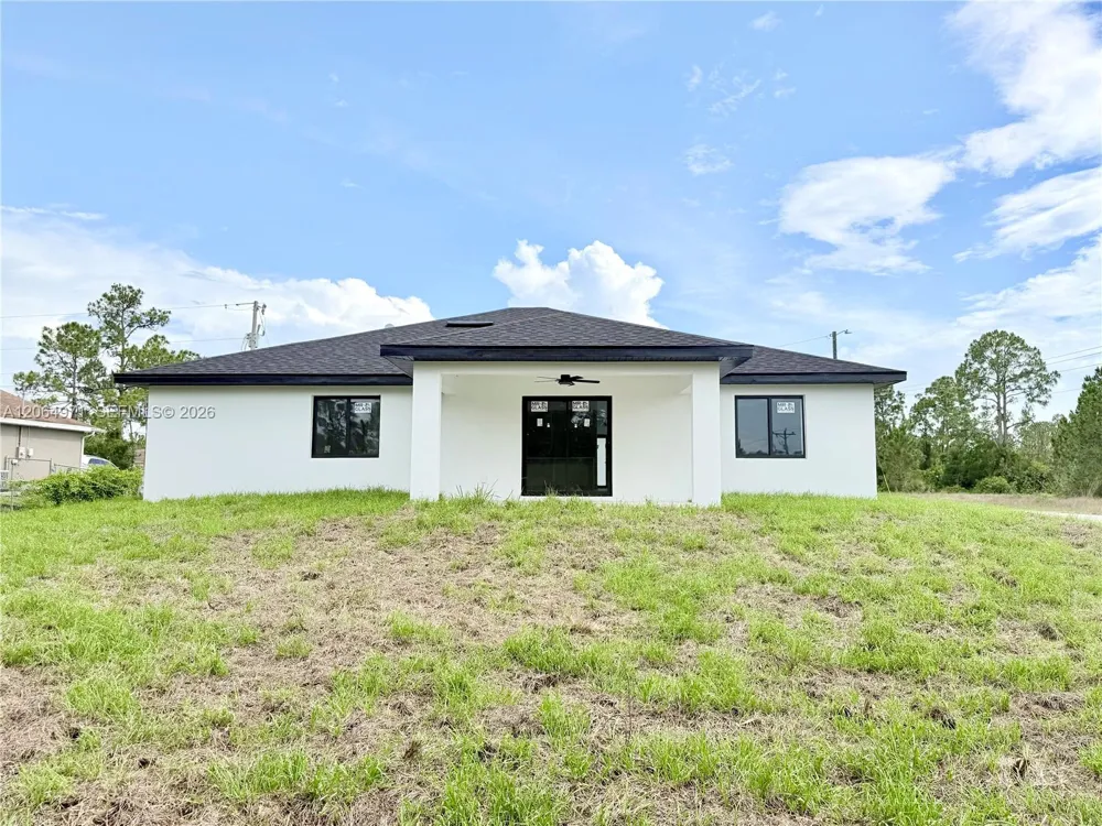 705 Colyer St E Lehigh Acres, FL 33974