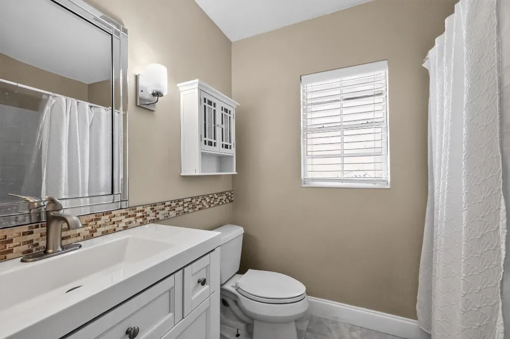 922 OPAL TERRACE Weston, FL 33326