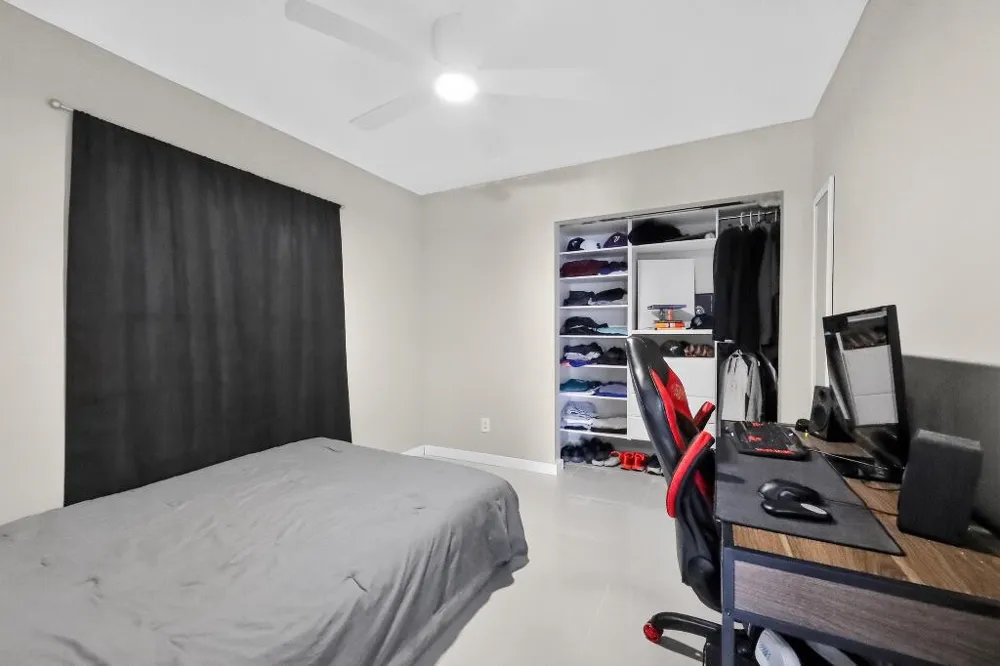 922 OPAL TERRACE Weston, FL 33326