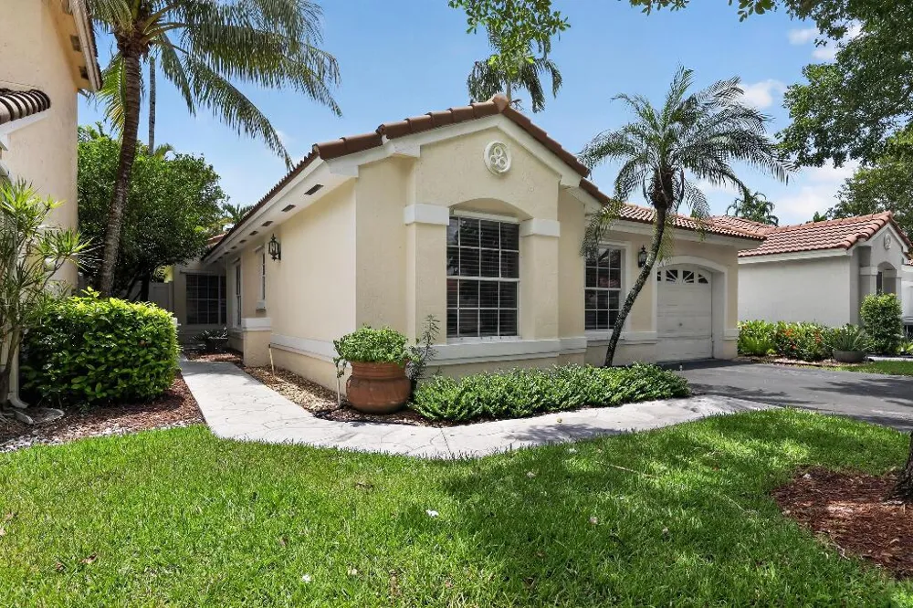 922 OPAL TERRACE Weston, FL 33326
