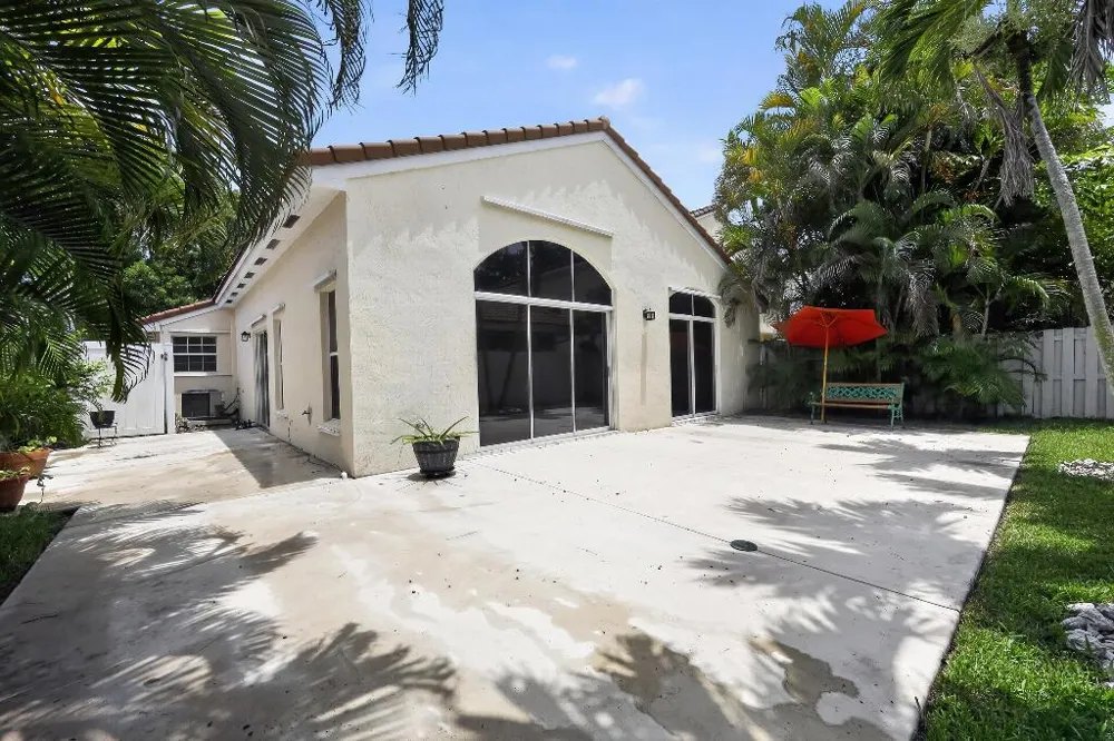 922 OPAL TERRACE Weston, FL 33326