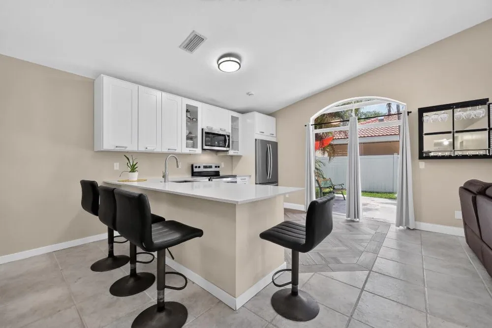 922 OPAL TERRACE Weston, FL 33326