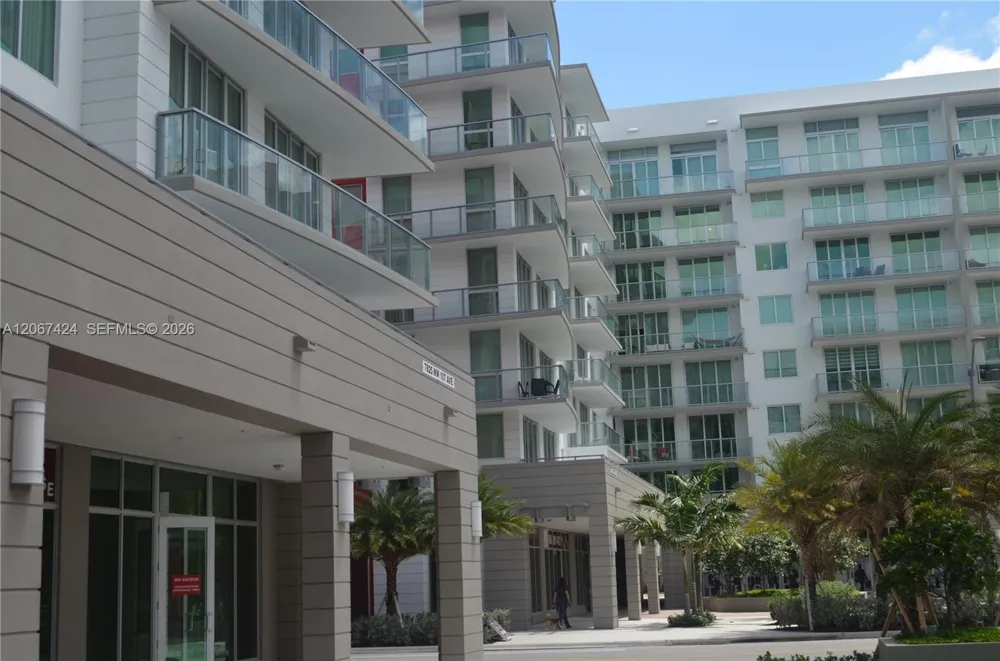 7825 NW 107th Ave #601 Doral, FL 33178