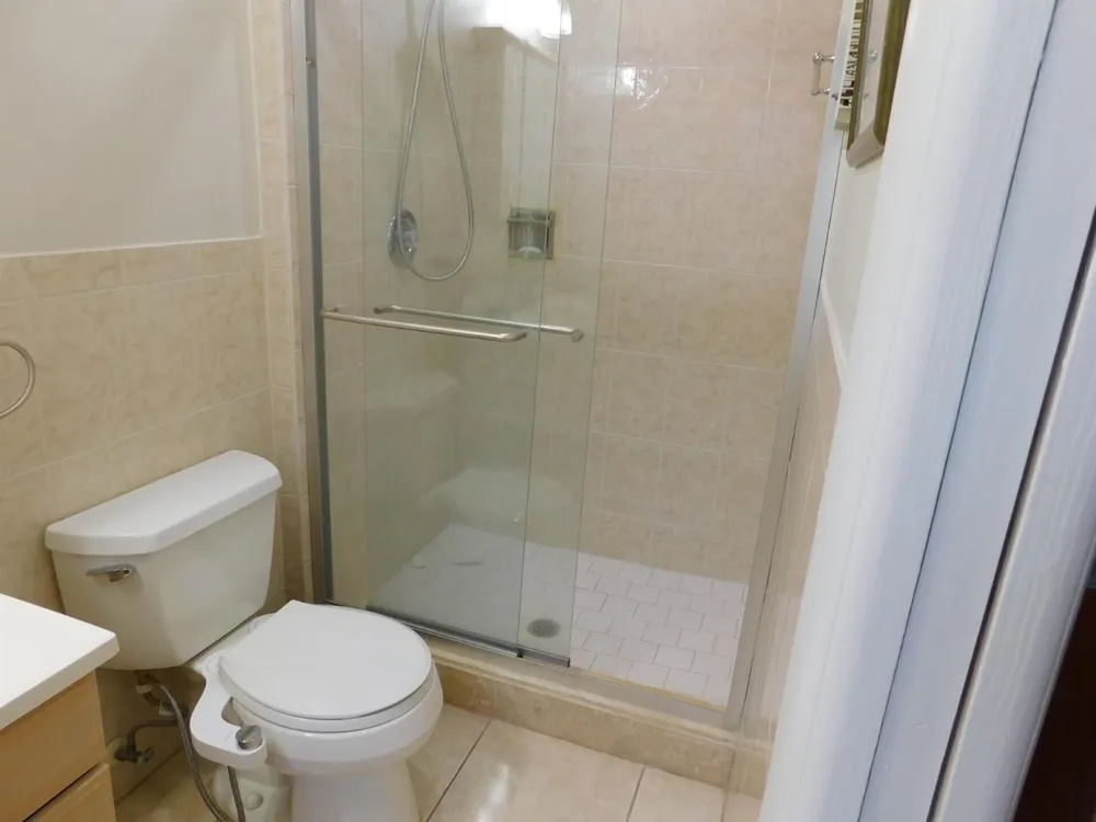 565 Piedmont L Delray Beach, FL 33484