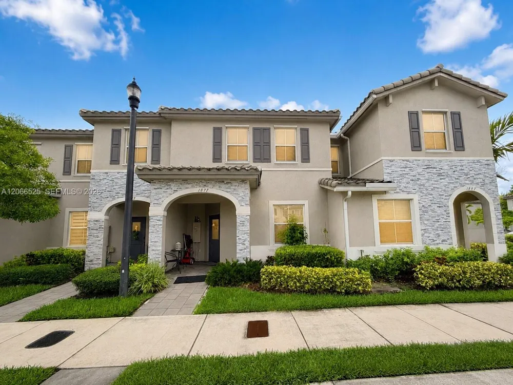 1877 SE 26th Ter Homestead, FL 33035