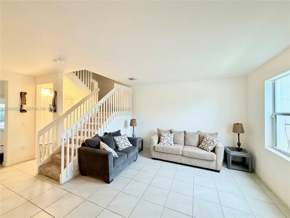 1877 SE 26th Ter Homestead, FL 33035
