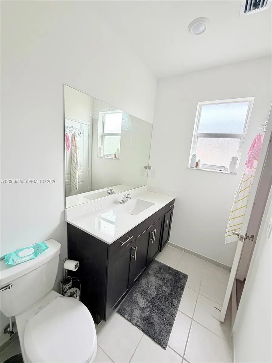 1877 SE 26th Ter Homestead, FL 33035