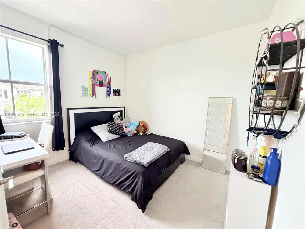 1877 SE 26th Ter Homestead, FL 33035