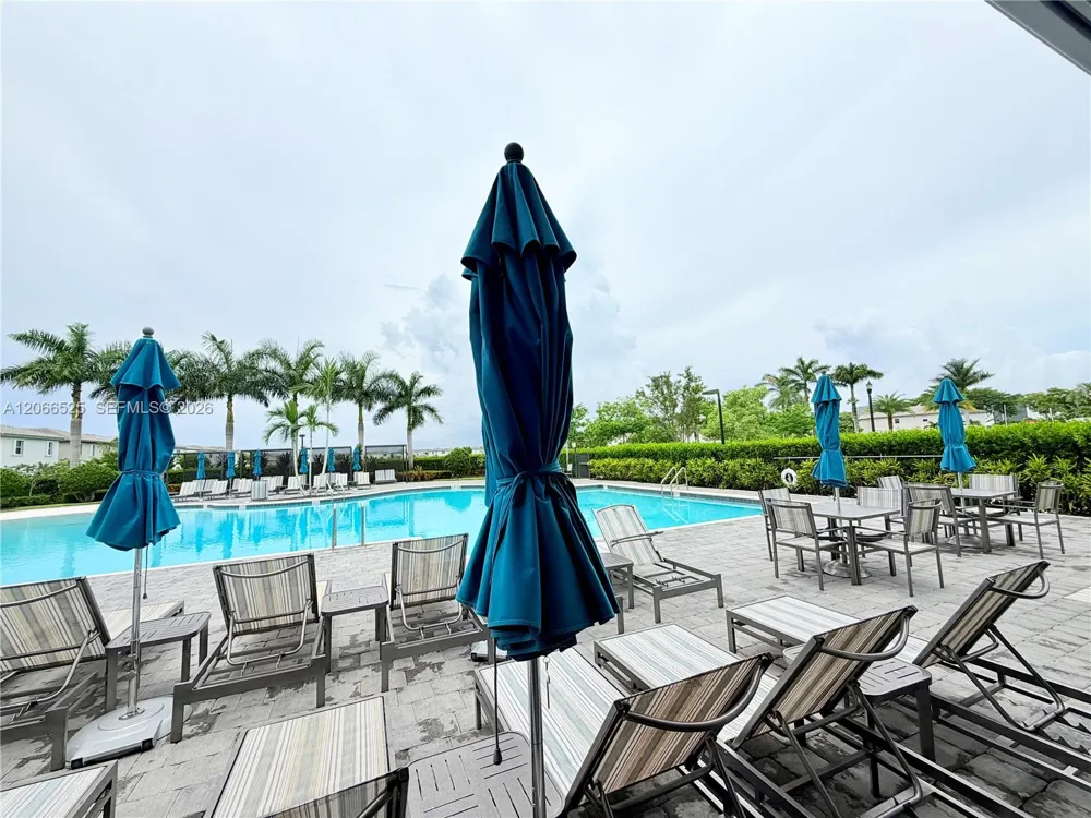 1877 SE 26th Ter Homestead, FL 33035