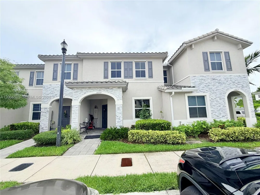 1877 SE 26th Ter Homestead, FL 33035