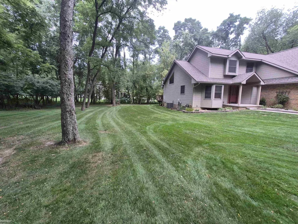 11383 Whispering Pines Trail Tyrone Township, MI 48430