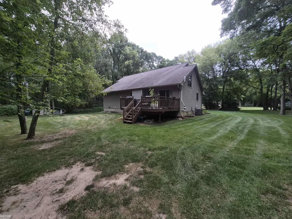 11383 Whispering Pines Trail Tyrone Township, MI 48430