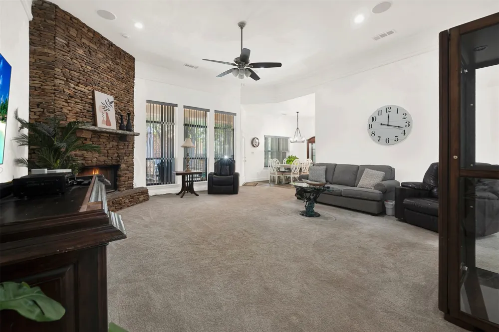 141 Birdie Drive Lipan, TX 76462