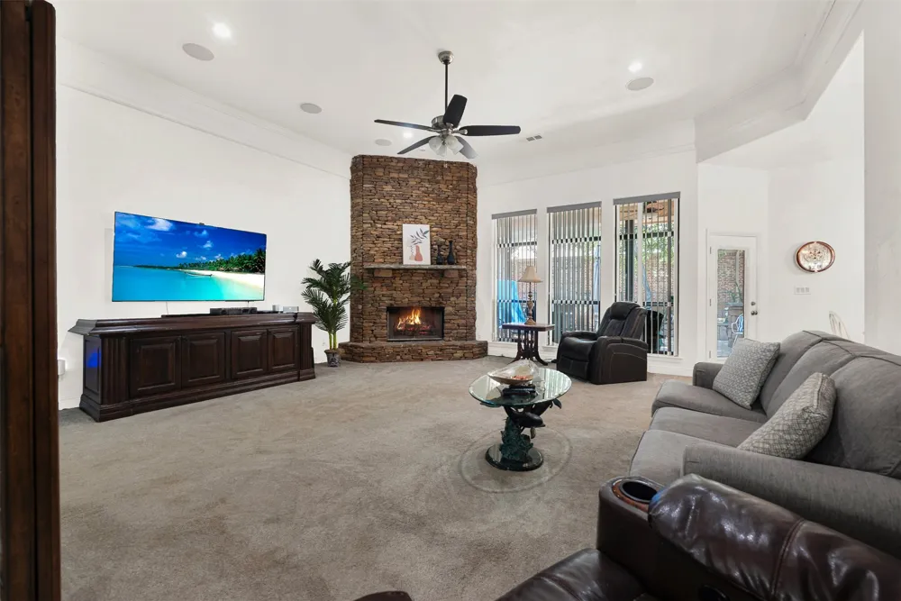 141 Birdie Drive Lipan, TX 76462
