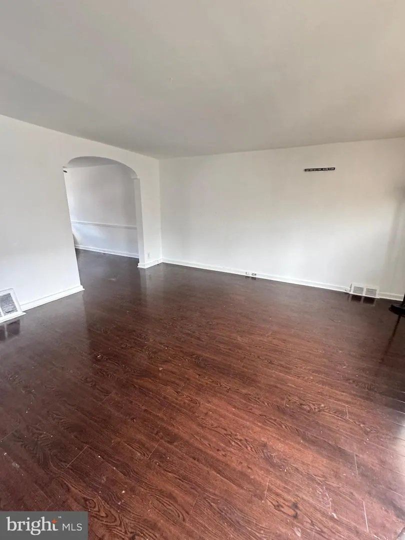 6724 SYLVESTER STREET Philadelphia, PA 19149