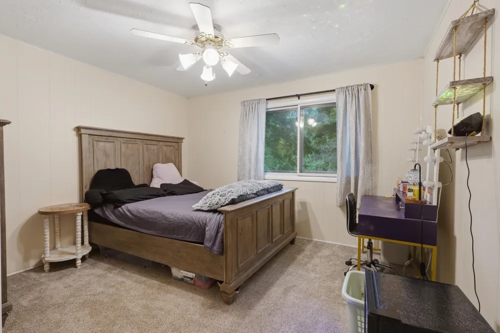 13489 Hyde Road Hartland, MI 48353