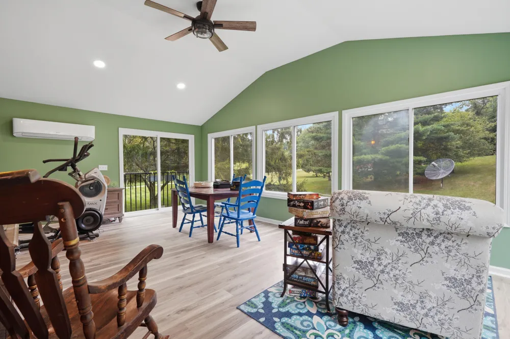 13489 Hyde Road Hartland, MI 48353