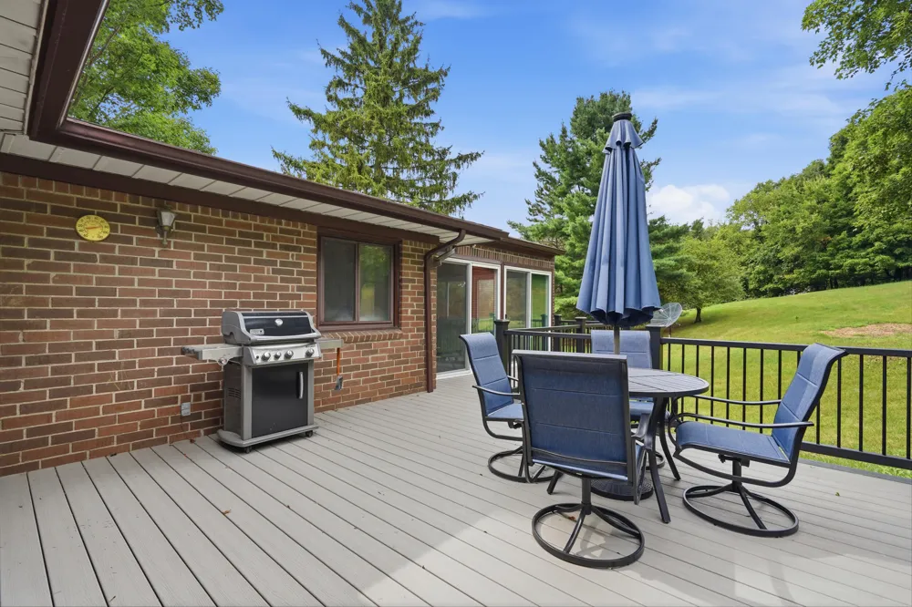 13489 Hyde Road Hartland, MI 48353