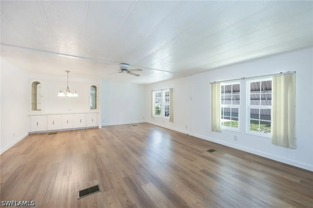 Valois Drive Bonita Springs, FL 34135