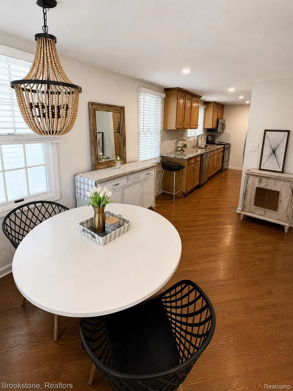 313 Castell Avenue Rochester City, MI 48307