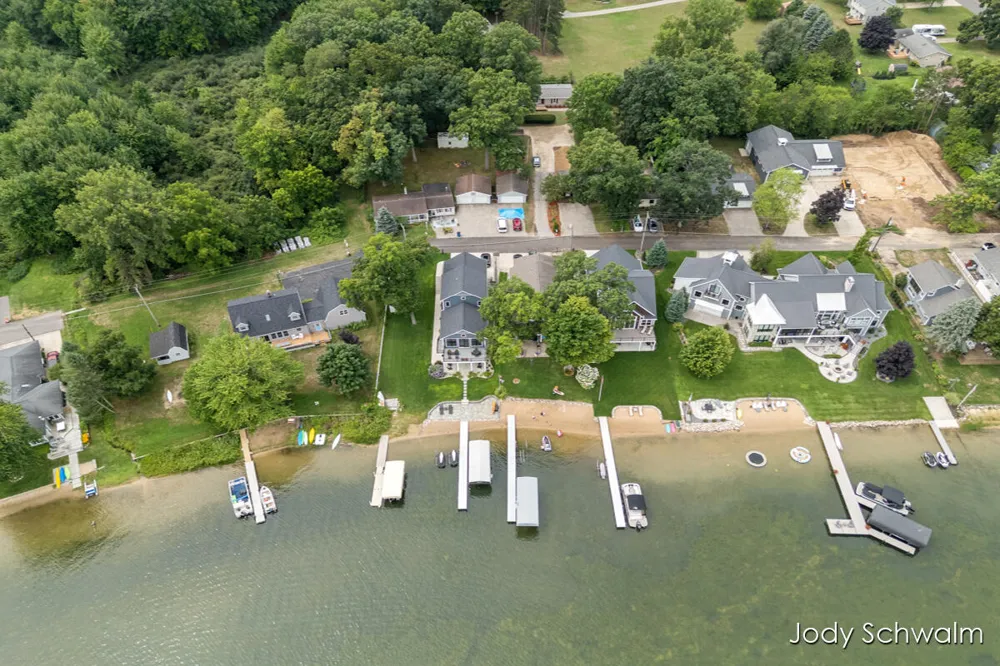 7129 Eldred Avenue NE Cannon Township, MI 49341